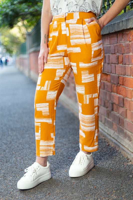 Relaxed printed linen pants